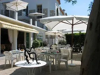 Hotel Pierre Loti Antibes